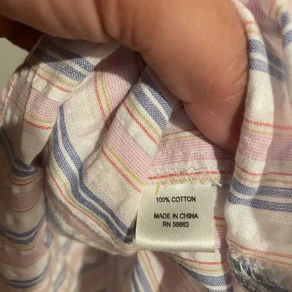 For Cynthia women’s sleeveless striped blouse size Medium - Picture 5 of 5